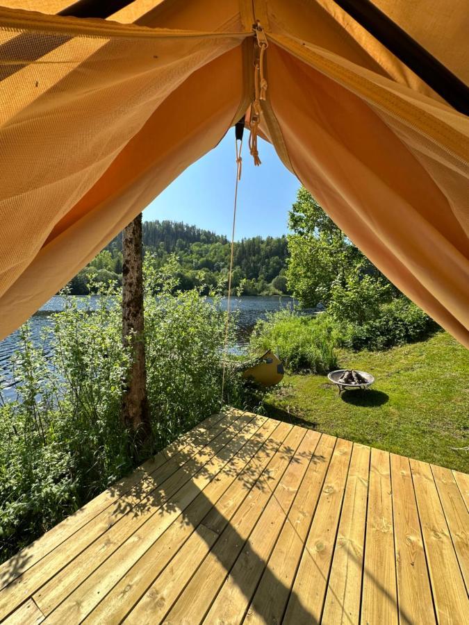 Luxury tent Glamping On Idyllic Lake, Paddle Boards & Rowboat Porsgrunn